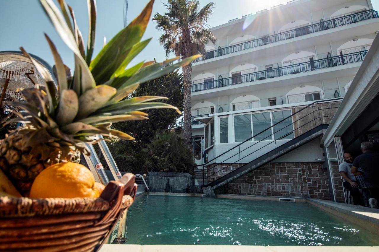 Hotel Kiani Akti Pórto Ráfti Esterno foto
