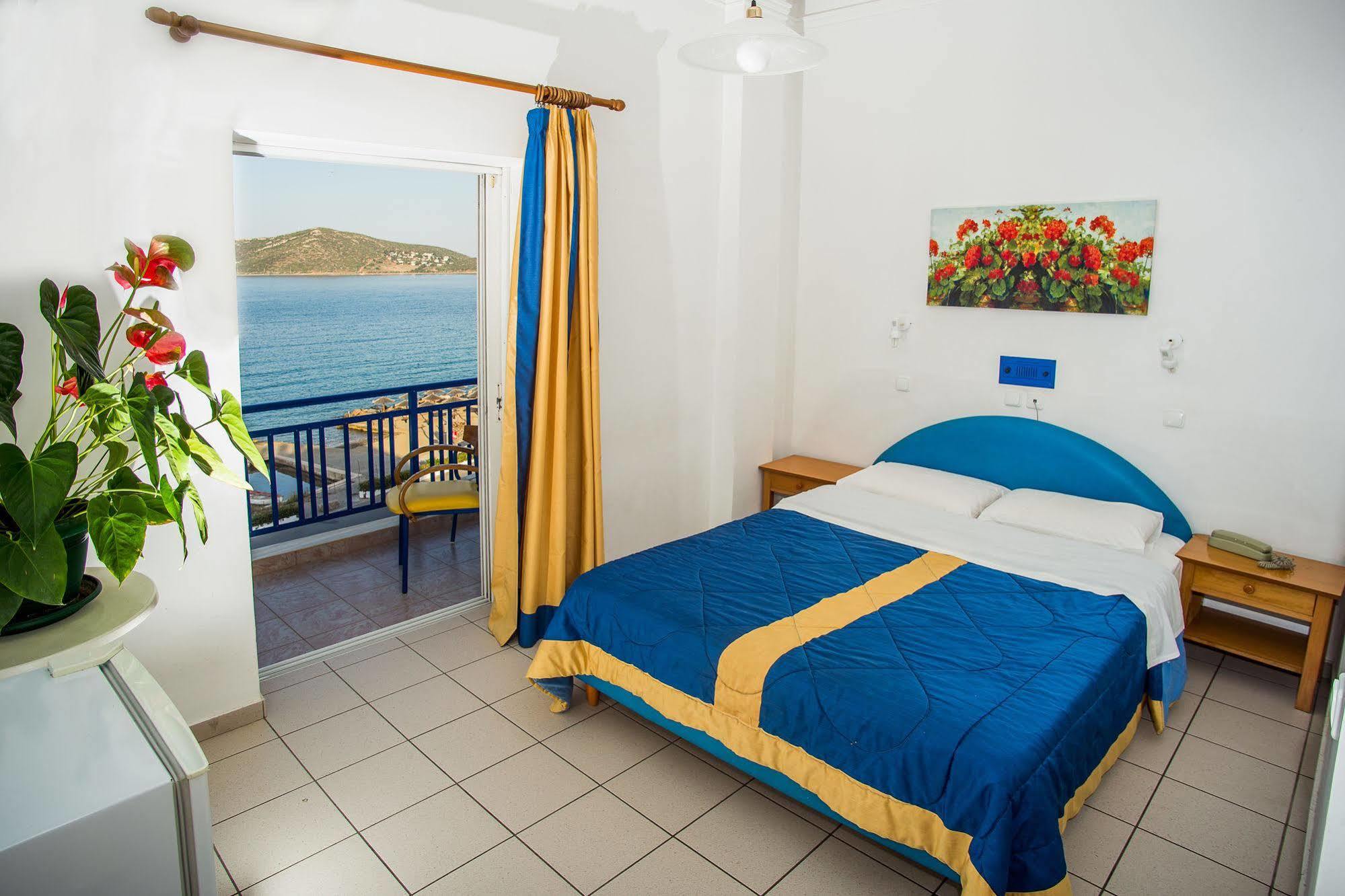 Hotel Kiani Akti Pórto Ráfti Esterno foto